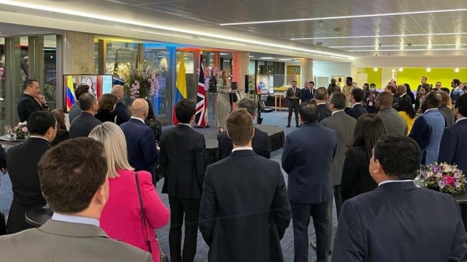 DIMAR_FOTO-COLOMBIA_PRESENTA_CANDIDATURA_AL_CONSEJO_DE_LA_OMI_EN_LONDRES1.jpg