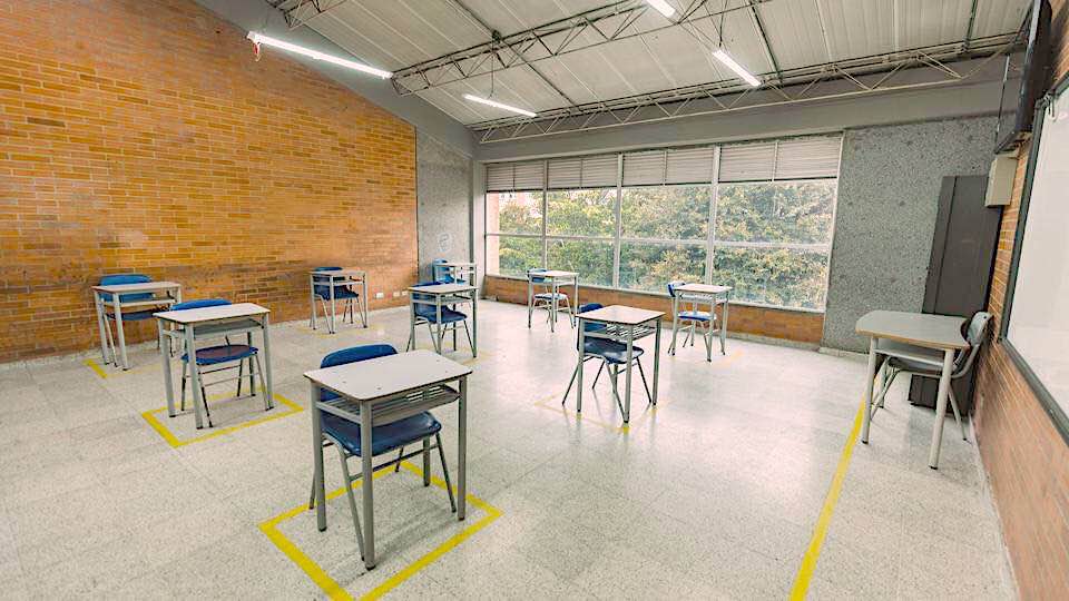 colegio.aulas.jpg